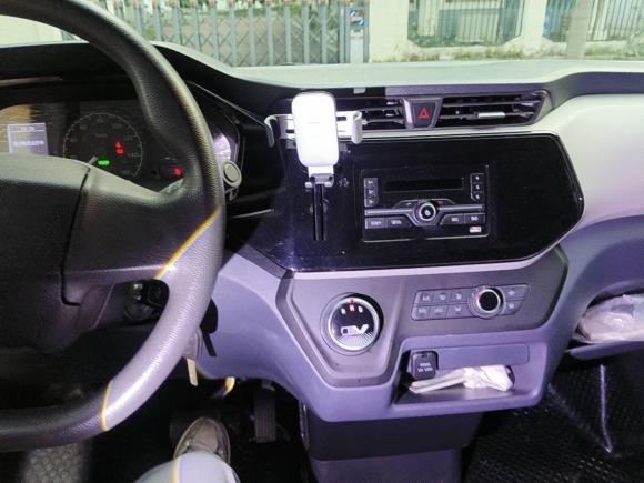 [武汉·粤A] 二手上汽大通MAXUS大通EV302023款 纯电智能物流专家长轴宁德时代