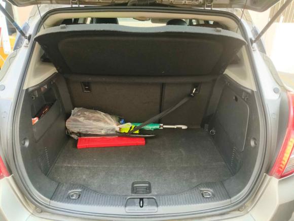 [上海·沪N] 二手别克昂科拉2013款 1.4T 自动两驱领先型