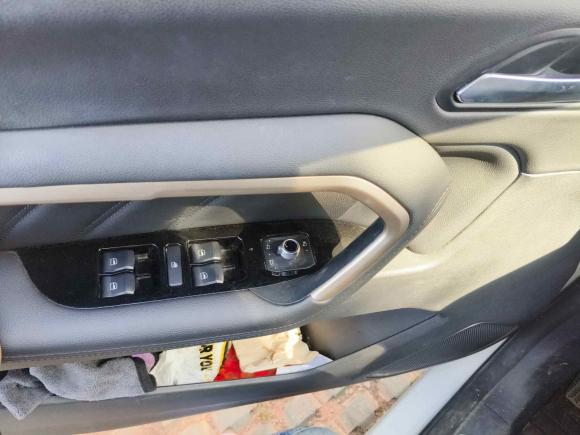 [武汉·鄂A] 二手哈弗哈弗H62019款 蓝标 2.0GDIT 自动冠军版