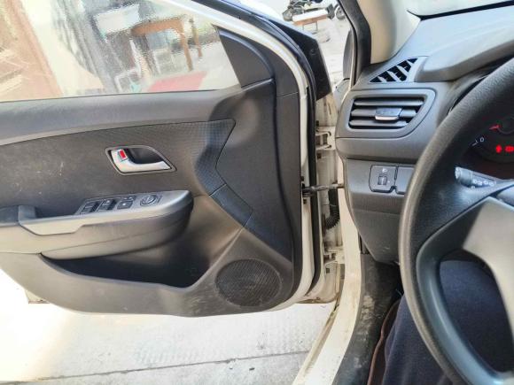 [嘉兴·浙F] 二手起亚起亚K22015款 三厢 1.4L MT GLS