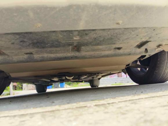 [南通·苏F] 二手标致标致30082015款 2.0L 手动经典版