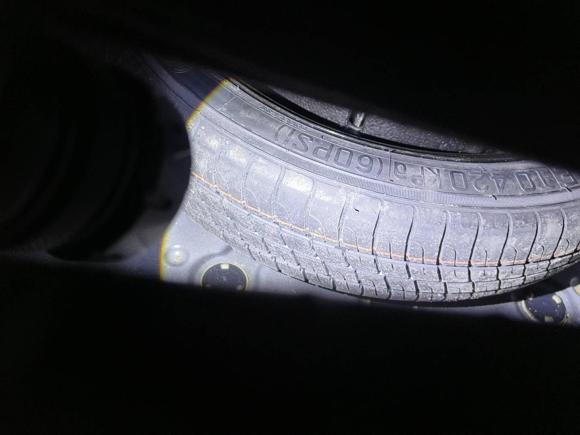 [上海·苏J] 二手别克君越2013款 2.4L SIDI豪华舒适型