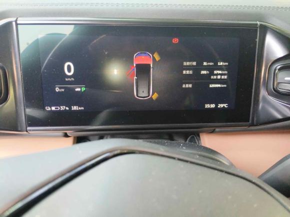 [深圳·粤B] 二手蔚来蔚来ES82018款 355KM 基准版 六座版