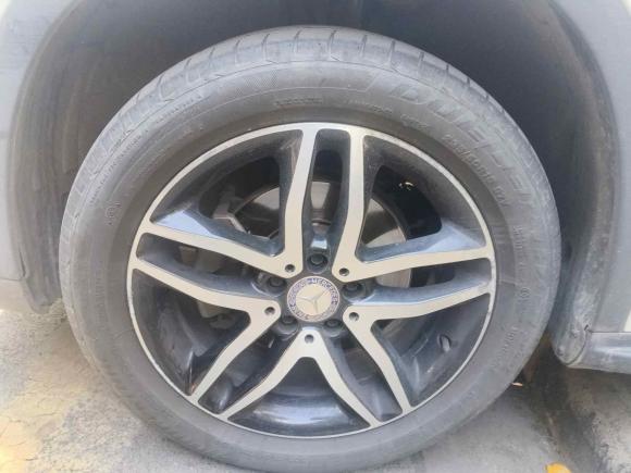 [广州·粤A] 二手奔驰奔驰GLA2016款 GLA 220 4MATIC 时尚型