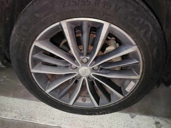 [青岛·鲁B] 二手吉利汽车博越2018款 1.8TD 自动两驱智尊型4G互联版