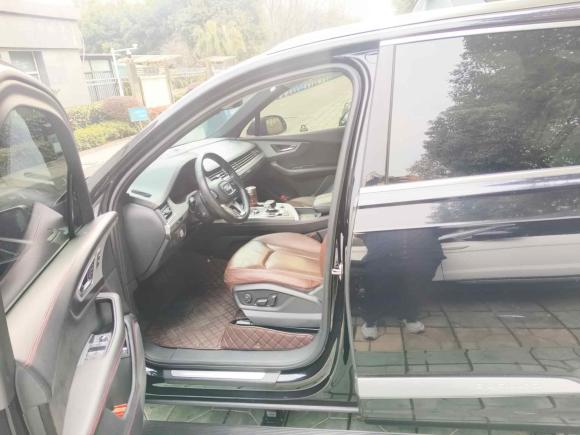 [成都·川A] 二手奥迪奥迪Q72018款 45 TFSI 技术型