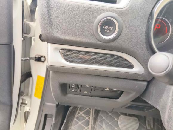 [成都·川G] 二手雪铁龙雪铁龙C4L2014款 1.6THP 智驱版 自动劲智型