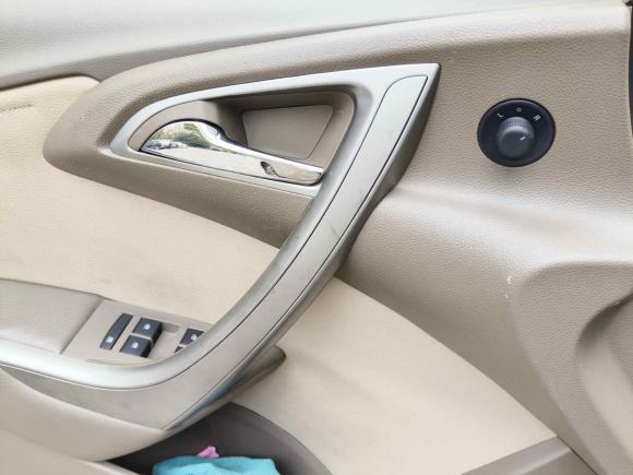 [上海·沪A] 二手别克英朗2013款 GT 1.6L 自动时尚版