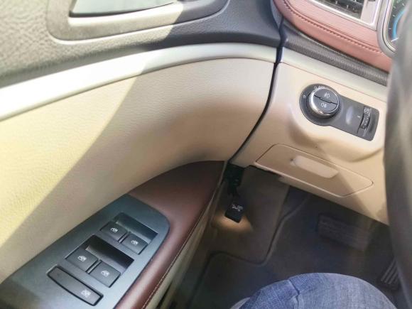 [上海·沪B] 二手别克别克GL82014款 3.0L XT豪华商务旗舰版