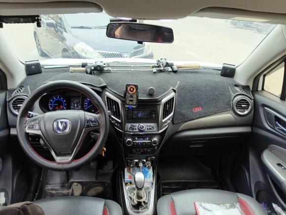 [佛山·粤X] 二手长安长安CS152016款 1.5L 手动时尚版