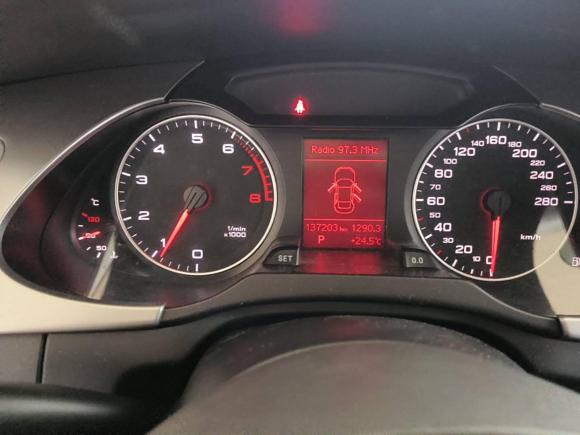 [南通·苏M] 二手奥迪奥迪A4L2011款 2.0 TFSI 标准型