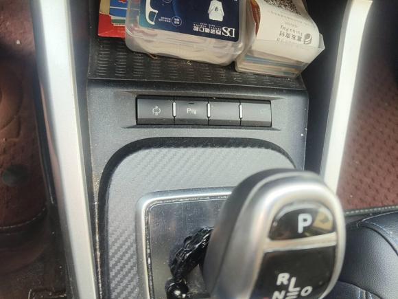 [青岛·鲁B] 二手比亚迪元新能源2018款 EV360 智联炫酷型