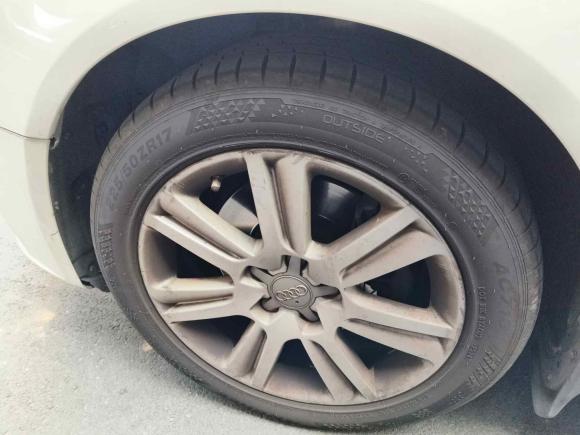 [广州·粤A] 二手奥迪奥迪A4L2012款 2.0 TFSI 自动技术型