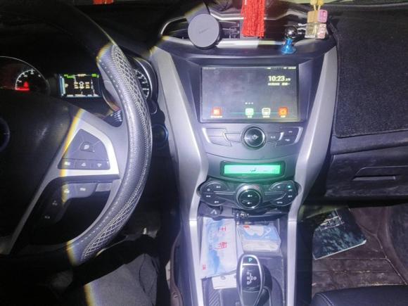 [武汉·鄂A] 二手比亚迪元新能源2019款 EV360 智联领尚型