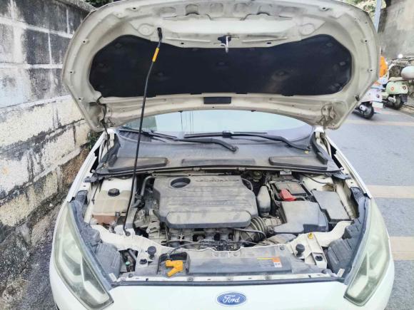 [深圳·粤M] 二手福特福睿斯2015款 1.5L 自动时尚型