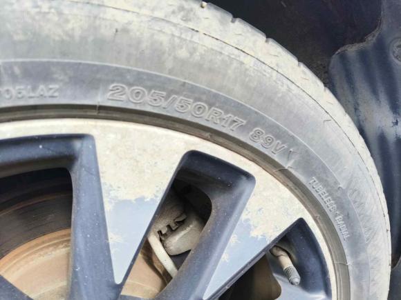 [广州·粤H] 二手日产蓝鸟2016款 1.6L CVT智酷版