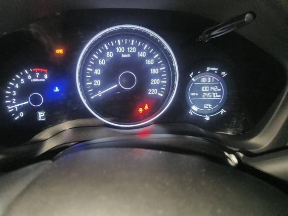 [青岛·鲁B] 二手本田缤智2016款 1.8L CVT两驱先锋型