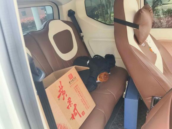 [苏州·苏E] 二手五菱汽车宏光MINIEV2024款 第三代 215km 进阶版