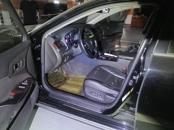 [广州·粤A] 二手丰田皇冠2010款 2.5L Royal 真皮天窗版