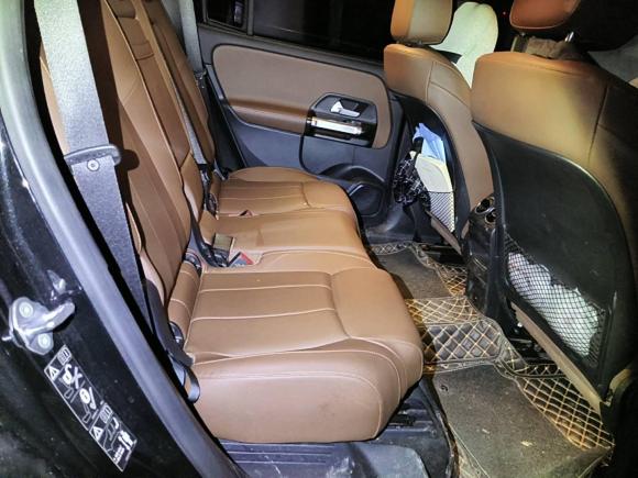 [武汉·鄂A] 二手奔驰奔驰GLB2022款 改款 GLB 200 时尚型