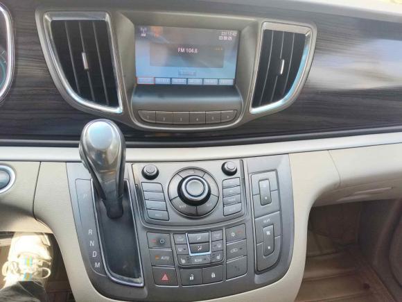 [上海·苏E] 二手别克别克GL82011款 3.0L GT豪华商务豪雅版