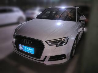奥迪奥迪A32018款 30周年年型 Limousine 35 TFSI 时尚型