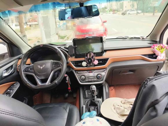 [武汉·鄂W] 二手五菱汽车五菱宏光S32018款 1.5T 手动豪华型 国V