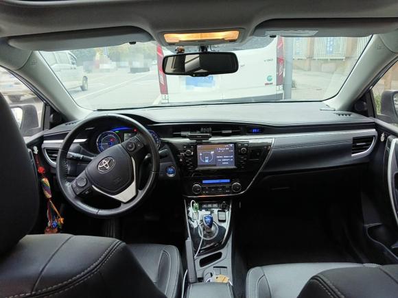 [成都·川A] 二手丰田卡罗拉2016款 双擎 1.8L E-CVT豪华版