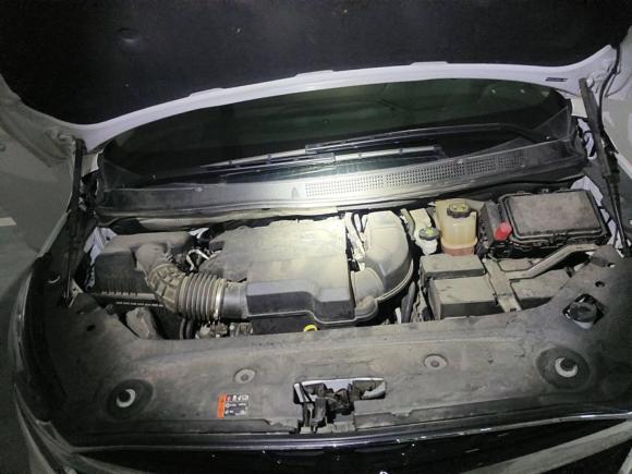 [南昌·赣A] 二手别克别克GL82022款 ES陆尊 653T 舒适型