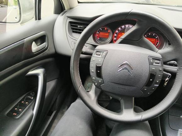 [成都·京K] 二手雪铁龙雪铁龙C52014款 1.6T 自动尊享型