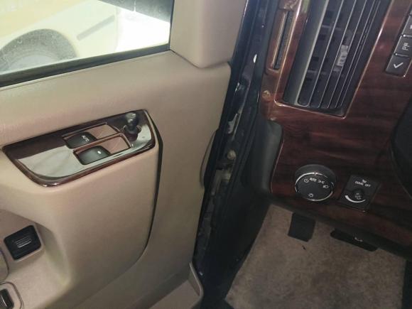 [广州·粤A] 二手GMCSAVANA2011款 6.0L 商务之星7座