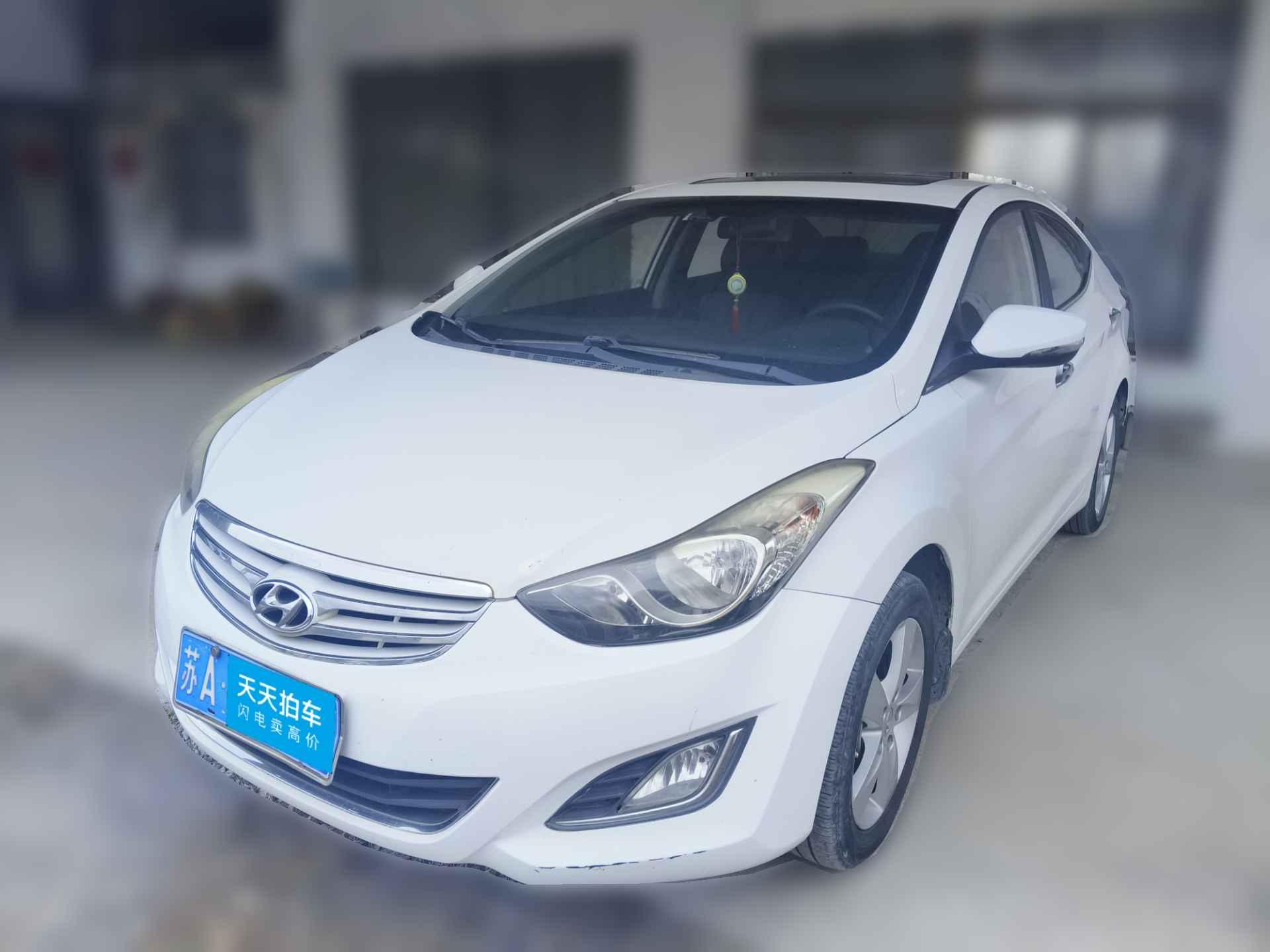 [南京·苏A] 现代朗动2012款 1.6L 手动领先型