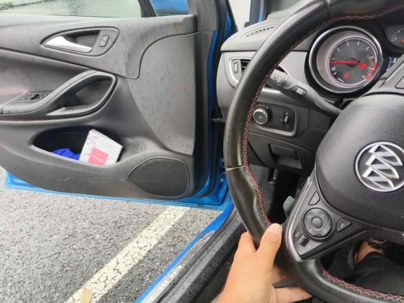 [杭州·浙A] 二手别克威朗2016款 两厢GS 20T 双离合纵情运动型