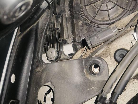 [南京·苏A] 二手宝马宝马5系新能源2019款 改款 530Le 豪华套装