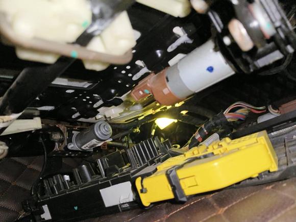 [深圳·赣B] 二手宝马宝马5系2014款 520Li 典雅型