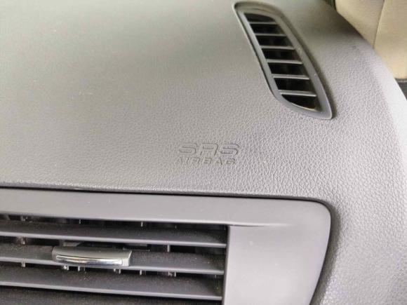 [武汉·鄂A] 二手雪铁龙雪铁龙C52011款 2.3L 自动尊贵型