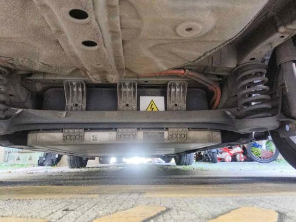 [深圳·粤B] 二手吉利几何吉利几何A2021款 Pro 臻享高能续航版 600KM A600立方版