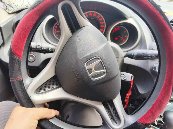 [苏州·苏E] 二手本田飞度2011款 1.3L 自动舒适版