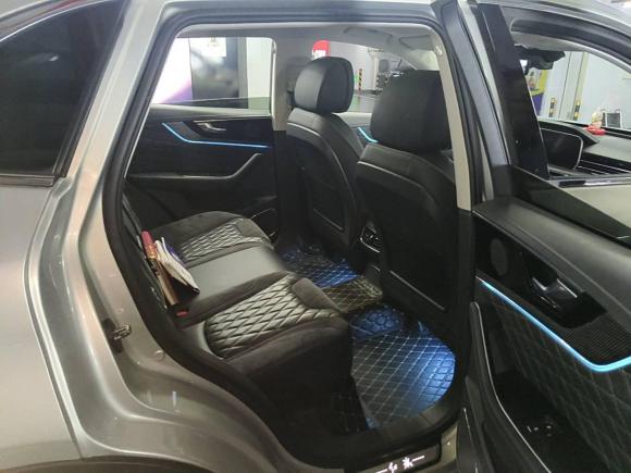 [佛山·粤E] 二手红旗红旗HS52019款 2.0T 智联旗领四驱版