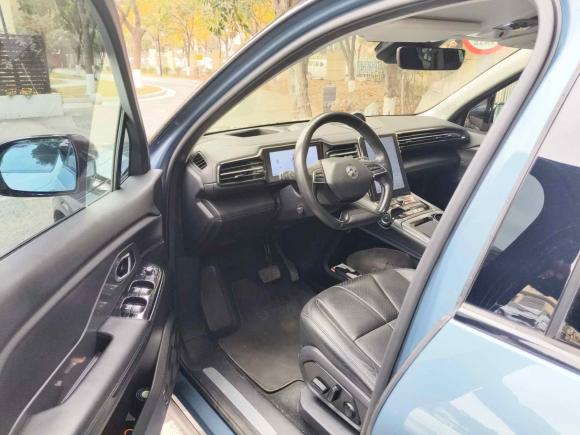 [南京·苏A] 二手蔚来蔚来ES82018款 355KM 基准版 六座版