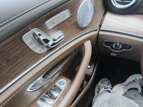 [义乌·浙G] 二手奔驰奔驰E级2019款 改款 E 300 L 豪华型