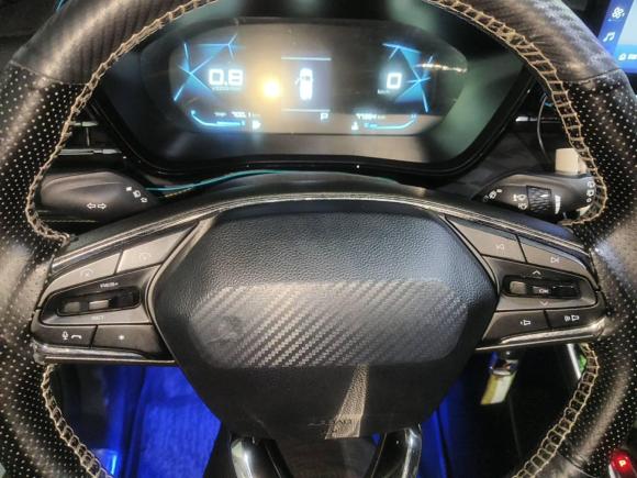 [上海·黑G] 二手宝骏宝骏RS-32020款 1.5L CVT 24小时在线精英型