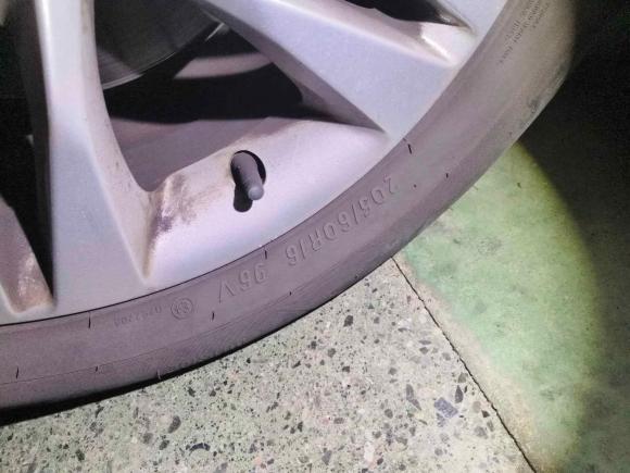 [武汉·鄂A] 二手雪佛兰科鲁兹2015款 1.5L 经典 SE AT