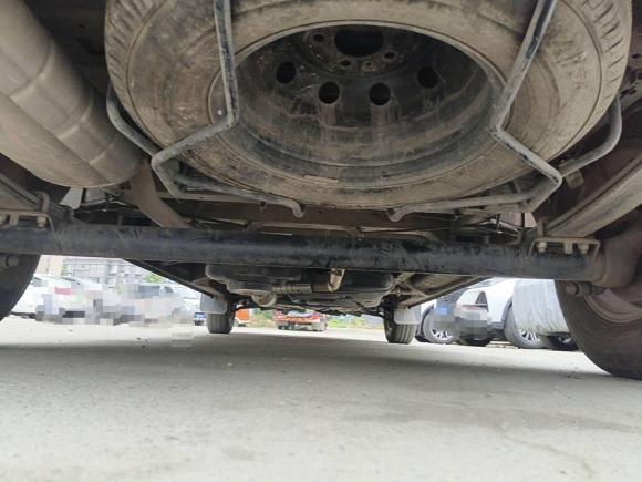 [成都·川G] 二手上汽大通MAXUS新途V802024款 傲运通 6MT 短轴中顶147Ps 7/8/9座