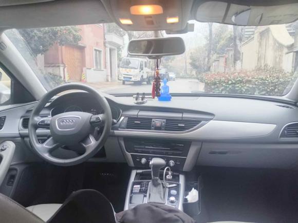 [南京·苏A] 二手奥迪奥迪A6L2012款 TFSI 标准型