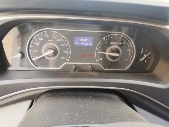 [合肥·皖A] 二手上汽大通MAXUS新途V802023款 2.0T 手动经典傲运通长轴超低顶6/7/8/9座