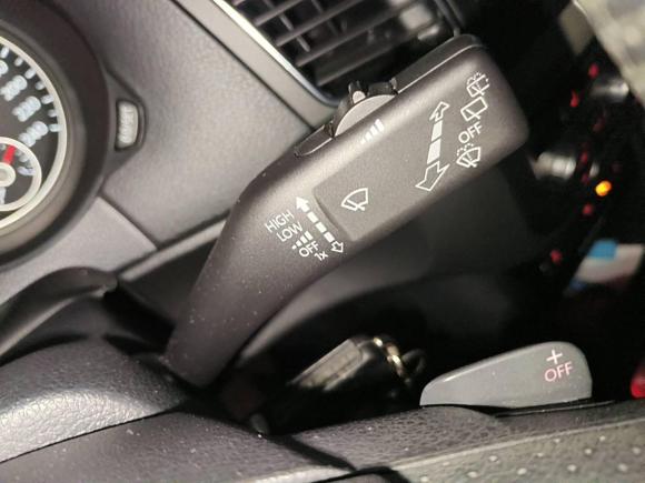 [深圳·粤B] 二手西雅特欧悦搏2013款 2.0TSI 至尊版 欧V