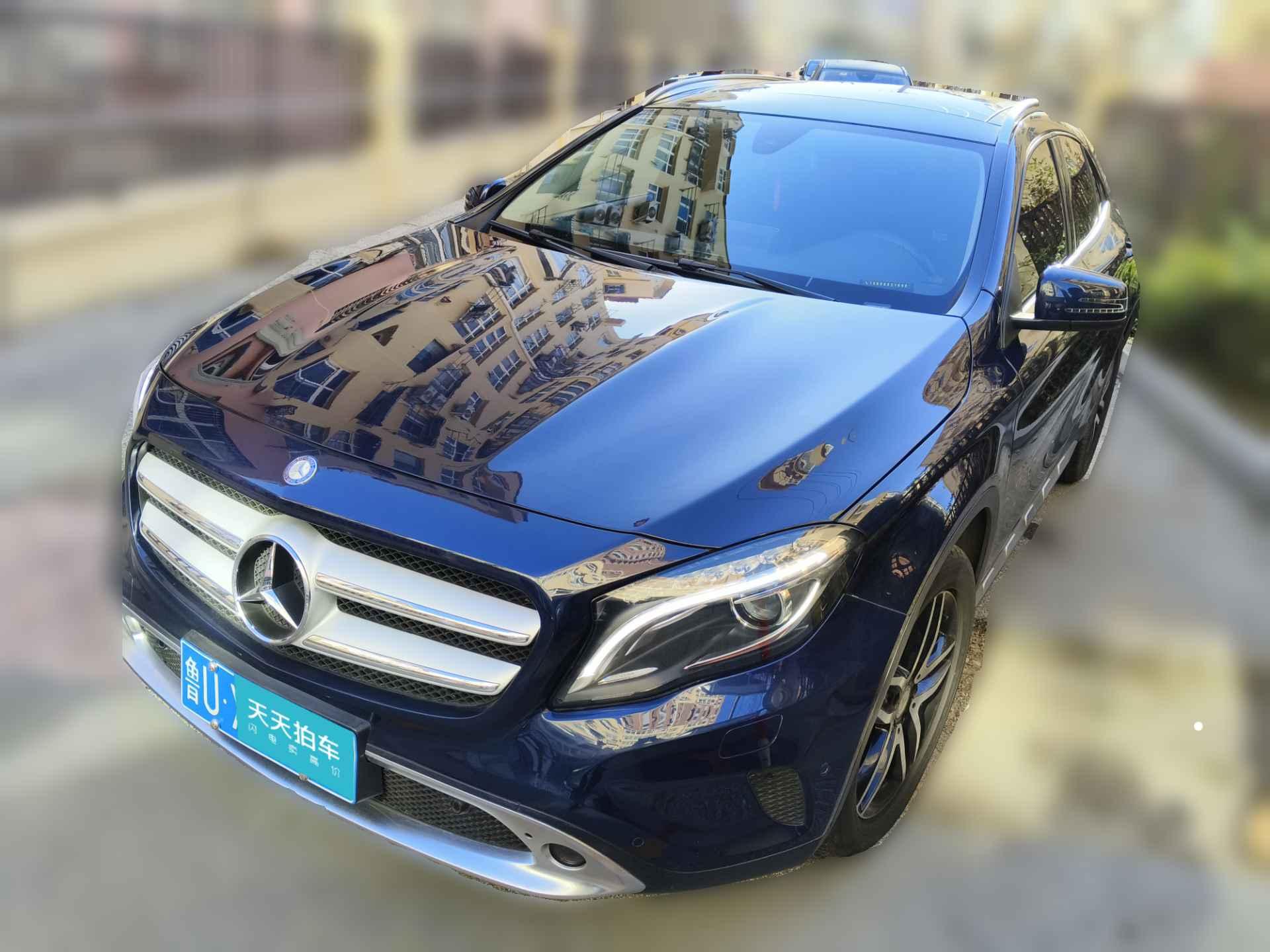 [青岛·鲁U] 奔驰奔驰GLA2016款 GLA 220 4MATIC 时尚型