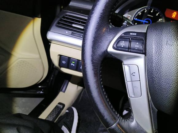 [杭州·浙A] 二手本田歌诗图2012款 2.4L 豪华版