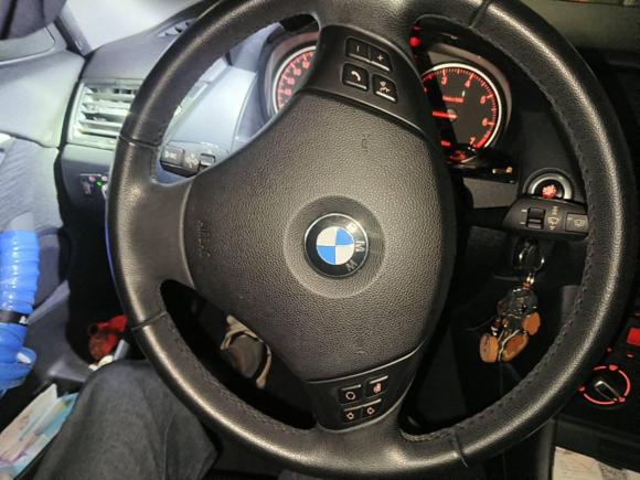 [上海·沪A] 二手宝马宝马X12013款 sDrive18i 时尚型